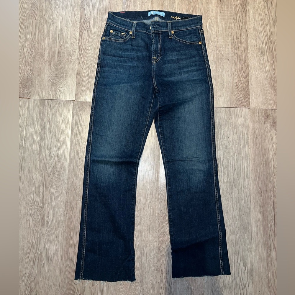 7 For All Mankind Dark -  b ( air ) Cropped Bootcut / Dark Washed / 26